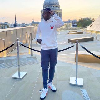 Manny Katundu's avatar