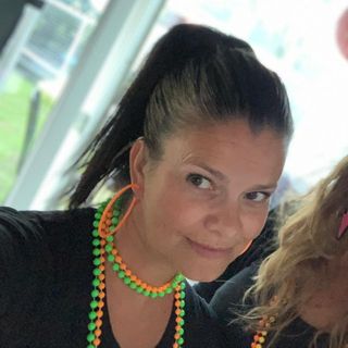 Helen Robinson's avatar