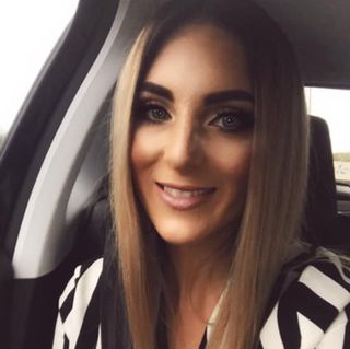 Hollie Ellwood's avatar