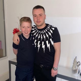 Julie Mckee's avatar