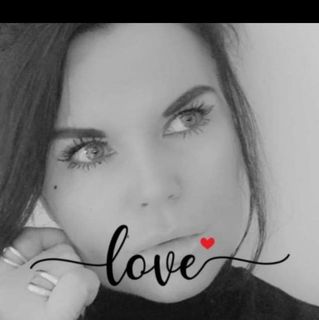 Nicole-Darcy Foley's avatar