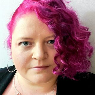 Becky Russell's avatar