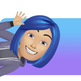 Julie New's avatar