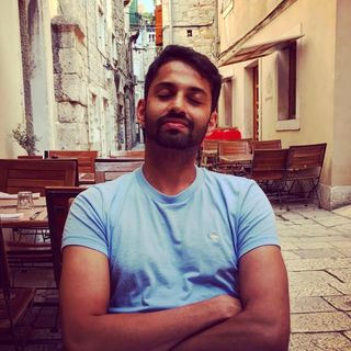 Arjun Singh's avatar