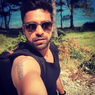 Geet Kashyap's avatar