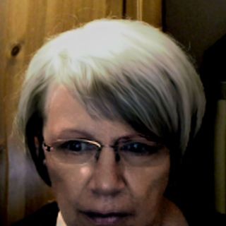 Lin Mac's avatar