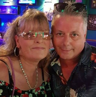 Andrew White's avatar