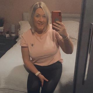 Aimee Barnett's avatar