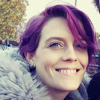 Laura Given's avatar