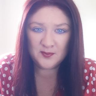 Leanne Lewis's avatar