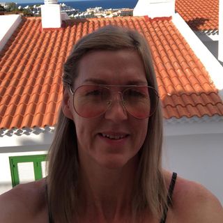 Paula Barker's avatar
