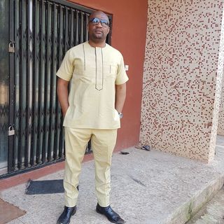 Emeka Emmanuel's avatar