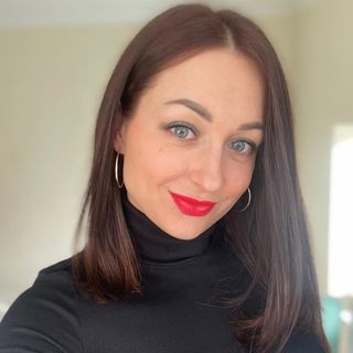 Alina Zi's avatar