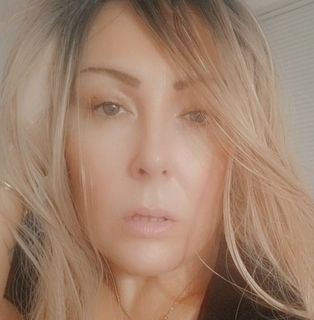 Natalie Pearce's avatar