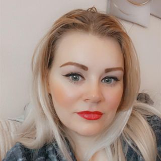 Stacie DG's avatar