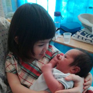 Charlotte Loh's avatar