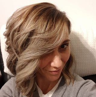 Tania Ivanova's avatar