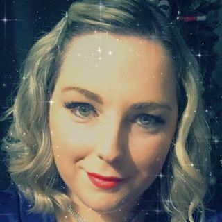 Danielle Farrelly's avatar