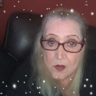 Maureen Chanter's avatar