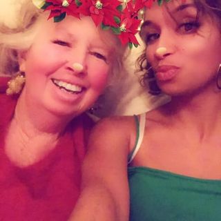 Christine Cummins's avatar