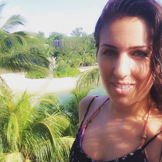 Laura Del Cano's avatar