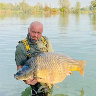Lee Clapperton's avatar