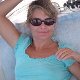Joanne Nazar's avatar