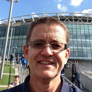 Martin Crabb's avatar