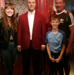 Geoff Stewart's avatar