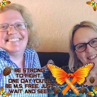 Julie Lacey's avatar