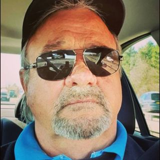 Mark Reeves's avatar