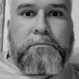 Pete Thompson's avatar