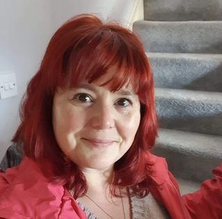 Angie Chesters's avatar