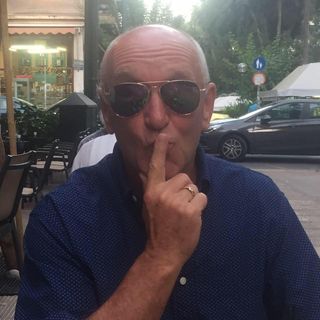 Tim Laws's avatar