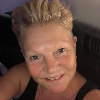 Sharon Greenish's avatar