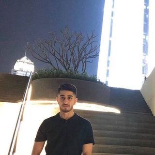 Vijay Khunti's avatar