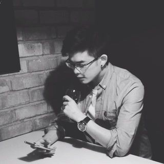 Darren Shek's avatar