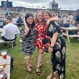 Nicky Hodges Rhodes's avatar