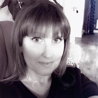 Zoe Westwood's avatar