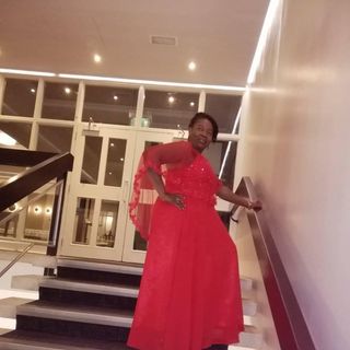 Marine Wood's avatar