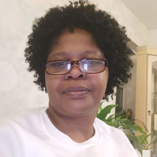 Anne Hlatshwayo's avatar