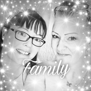 Louise Henderson's avatar