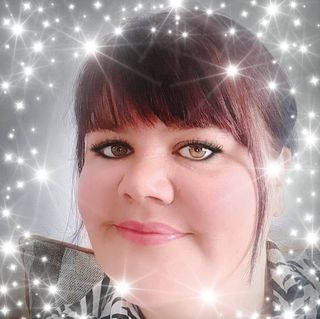 Emma Louise Clark's avatar