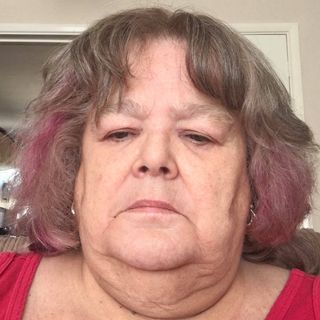 Maggie Reeves's avatar