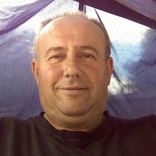 Michael Lewis's avatar