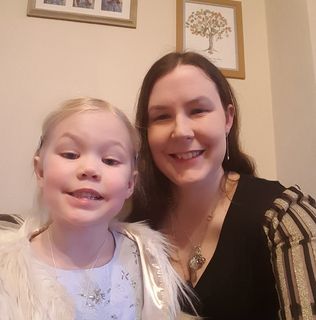 Laura FitzEdward's avatar