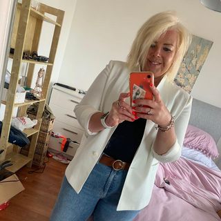 Louise Moules's avatar