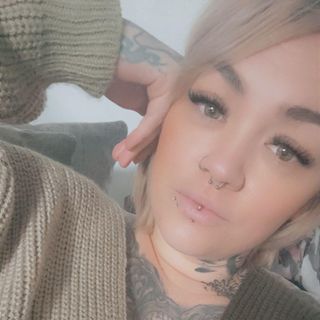 Sammi-Lou Watkins's avatar