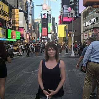 Julie Chapman's avatar