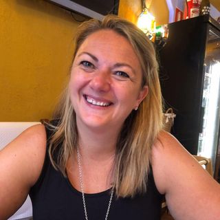 Vicky Smith's avatar